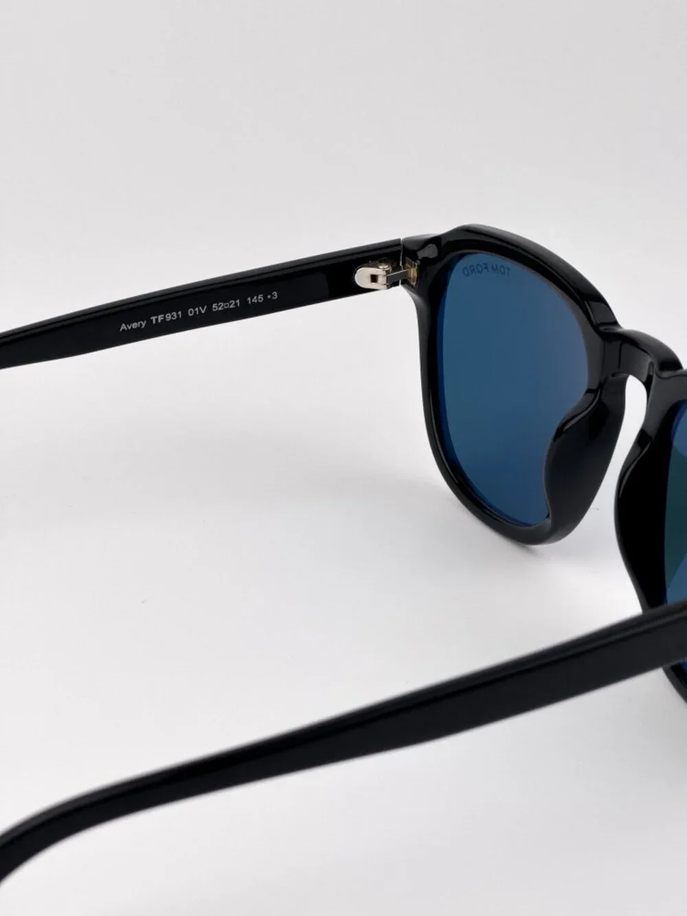 Tom Ford AVERY FT0931 01V Sunglasses – Shiny Black Rounded Square Frame Blue